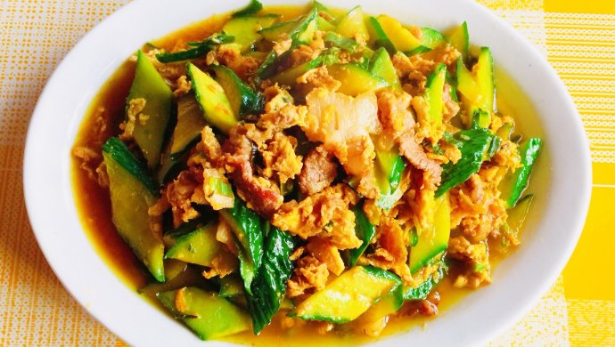 家常菜「木须肉炒瓜片」
