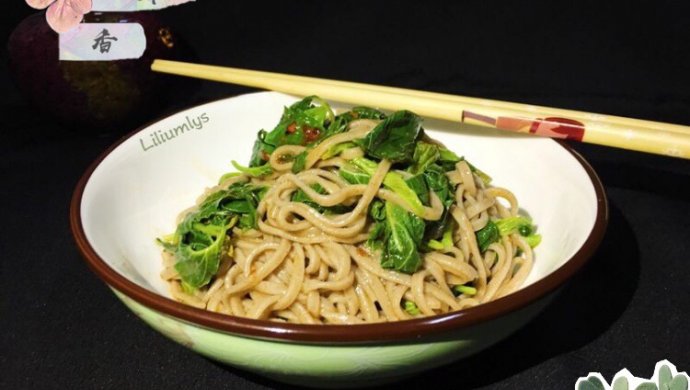 苋菜凉拌荞麦面|口感鲜香 高营养