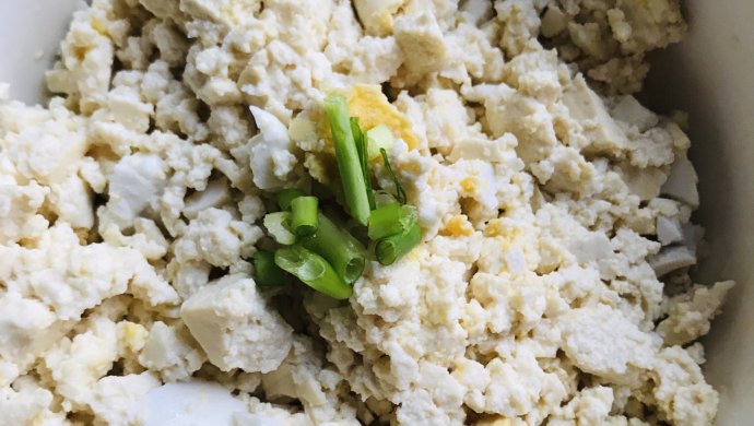 咸鸭蛋拌豆腐