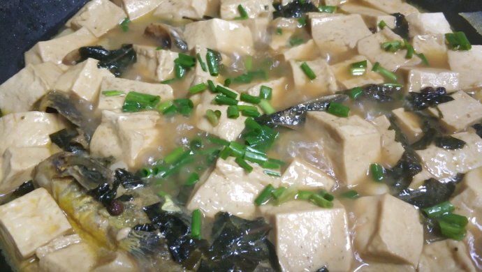 超多豆腐的豆腐炖鱼之黄丫头