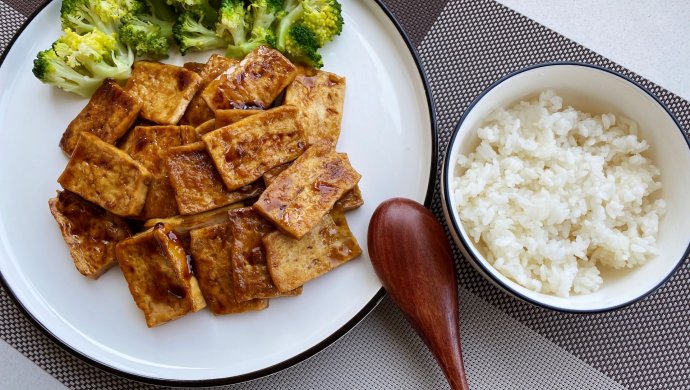 简单的下饭利器 糖醋豆腐