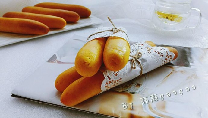 南瓜牛奶棒面包