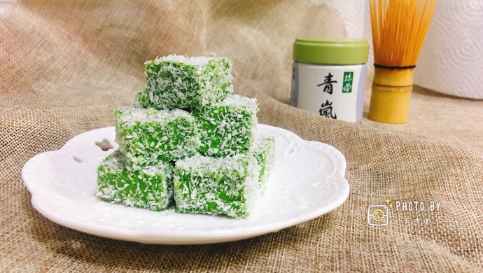 如果你觉得牛奶小方有点腻的话，不妨试试这款高颜值的抹茶小方！