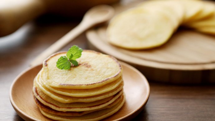 给宝贝做一份低糖少油的美味早餐饼――牛奶小饼（孔瑶食谱)
