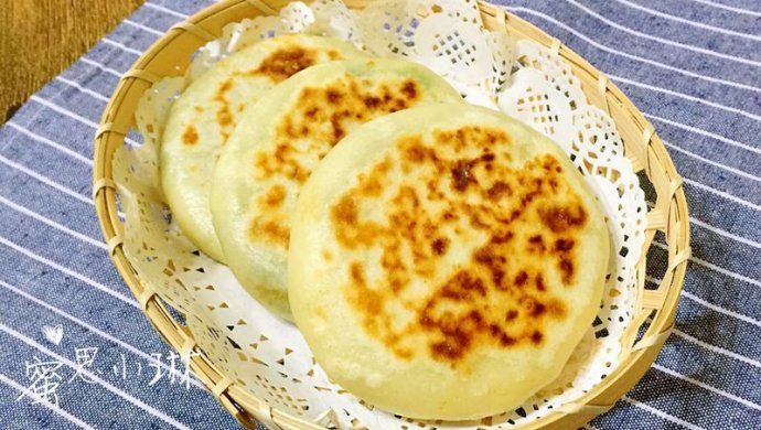 烫面韭菜鸡蛋馅饼