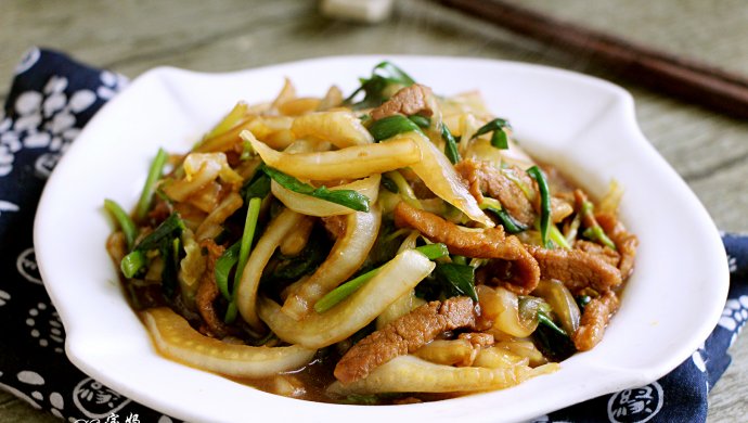 大白菜肉丝炒韭菜