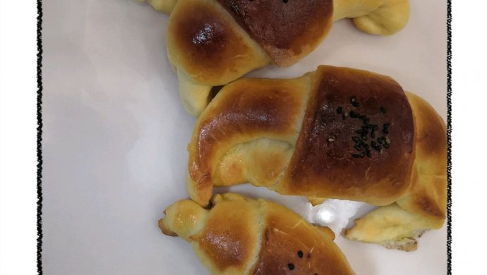 牛角面包（肉松）