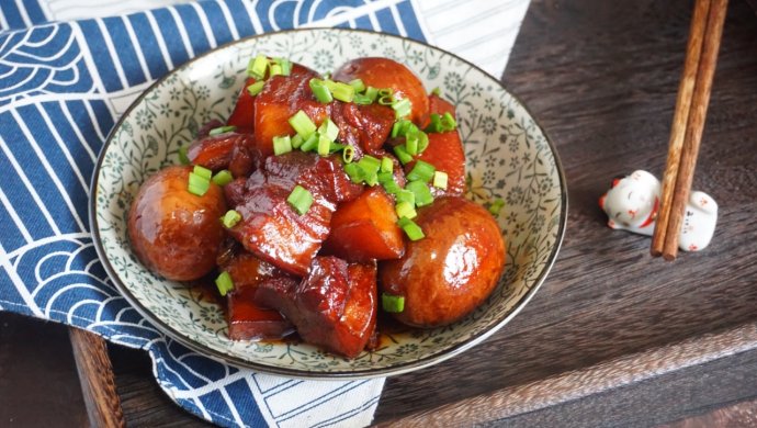 秘制红烧肉 肥而不腻 香而不柴卤蛋入味