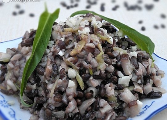 蒜蓉香菇黑豆