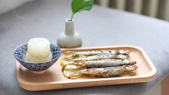 盐煎多春鱼-减肥肉食