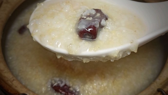 健脾养胃山药红枣小米藜麦粥