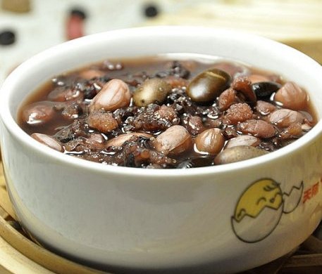 乌发养颜早餐粥