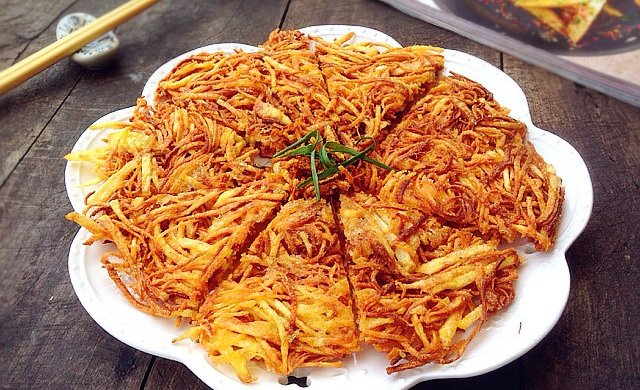 酥脆土豆丝饼
