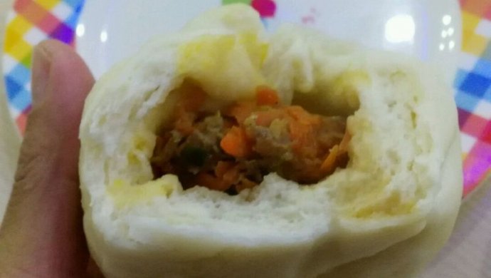 胡萝卜牛肉包子