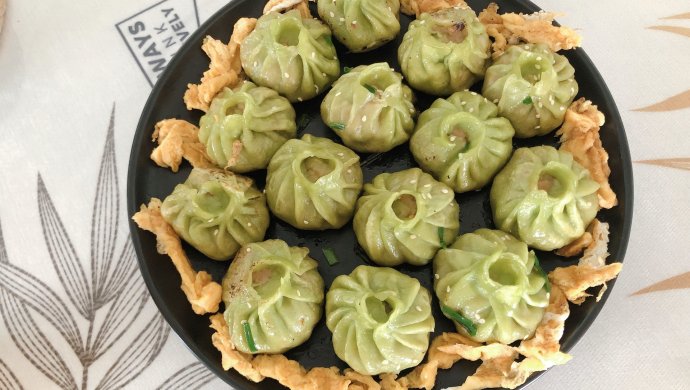 包子鲜嫩多汁的秘密都在这里――菠菜生煎