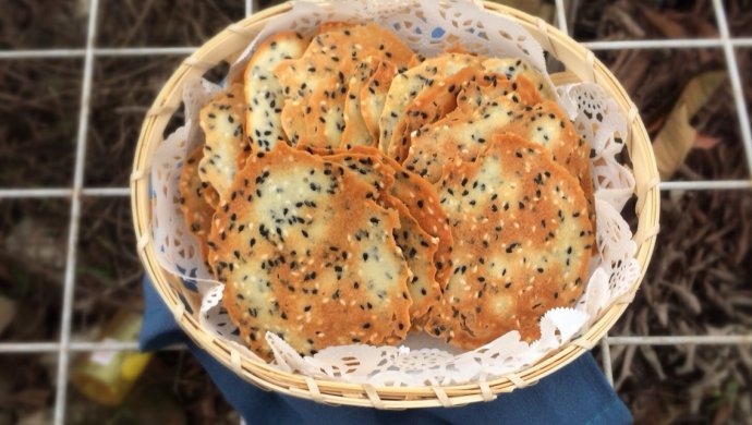 芝麻薄脆饼