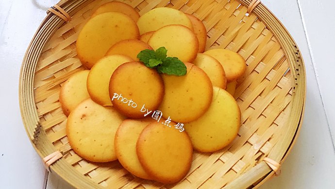 鸡蛋饼干