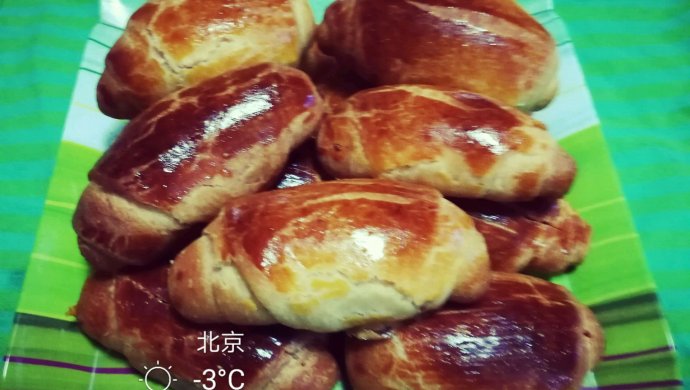 萱软的面包。