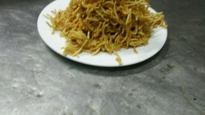 拔丝面条