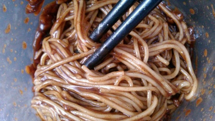 黑椒面条