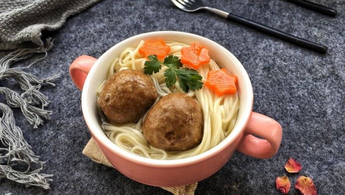 自制牛肉丸面条