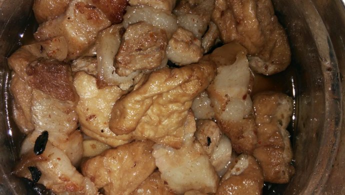 五花肉蒸油豆腐