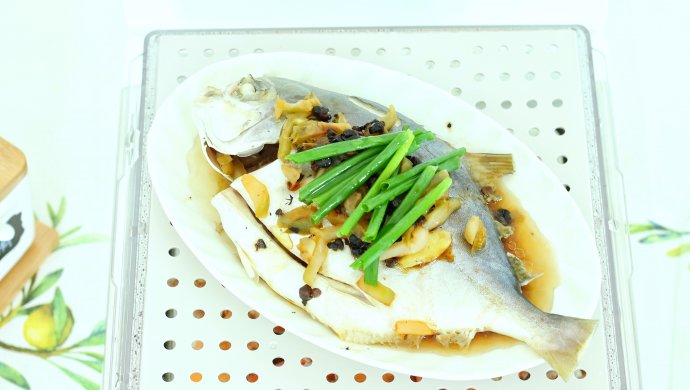 豆豉蒸金鲳鱼