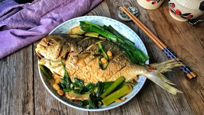 豆瓣酱焖鲳鱼