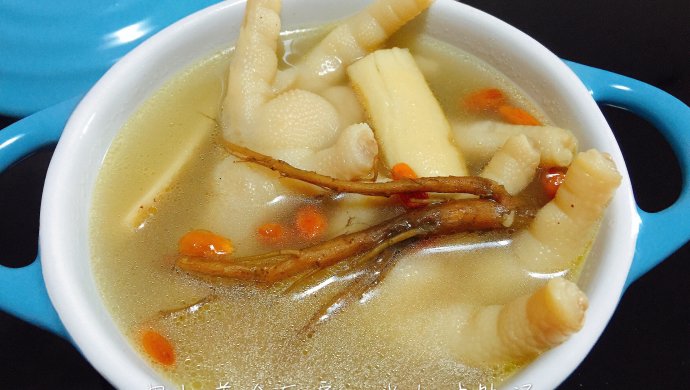 当归鸡脚汤