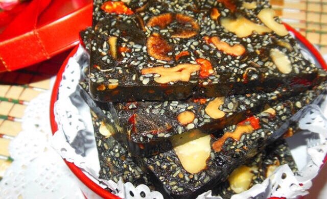 【Linly美食屋】朋友自制传统阿胶糕