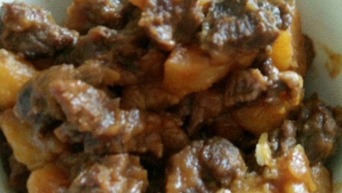 土豆炖牛肉  番茄酱版