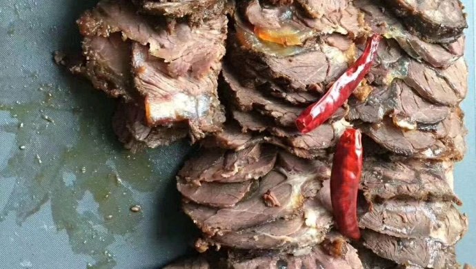 卤牛肉