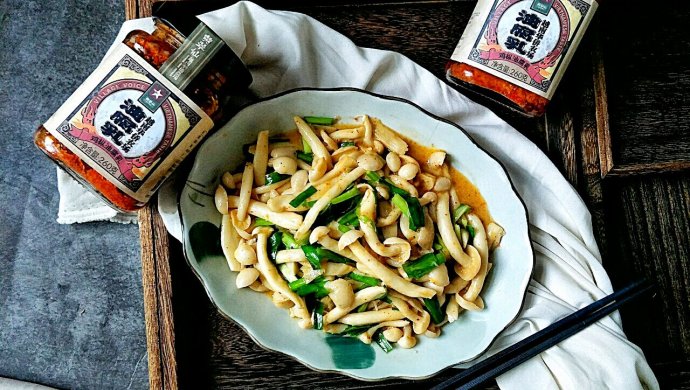 美味鸡枞油腐乳白玉菇