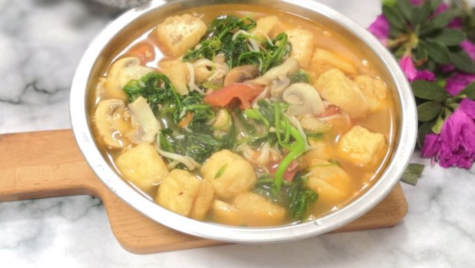 油豆腐西红柿荠菜汤