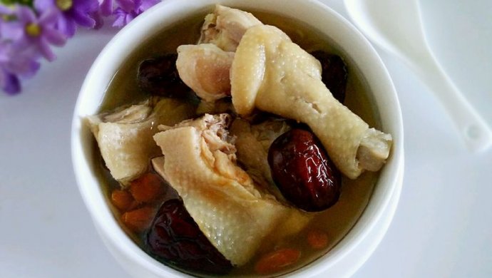 土茯苓炖鸡汤