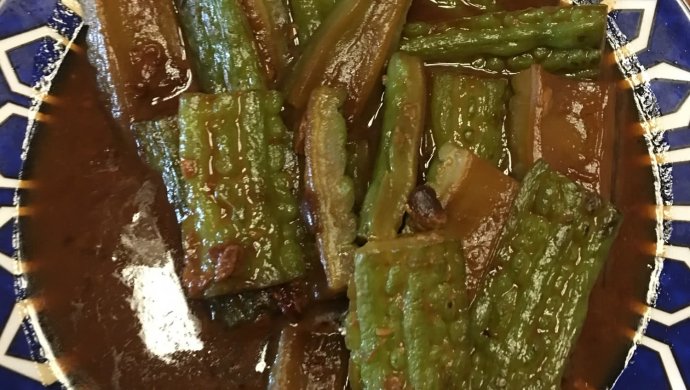 苦瓜焖豆瓣酱