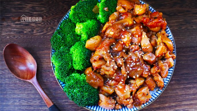 黑椒鸡腿饭