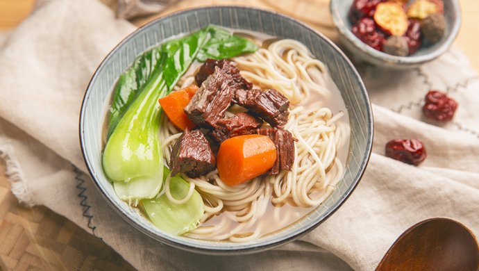 药膳老汤牛肉面