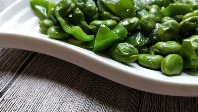 蚕豆炒青椒