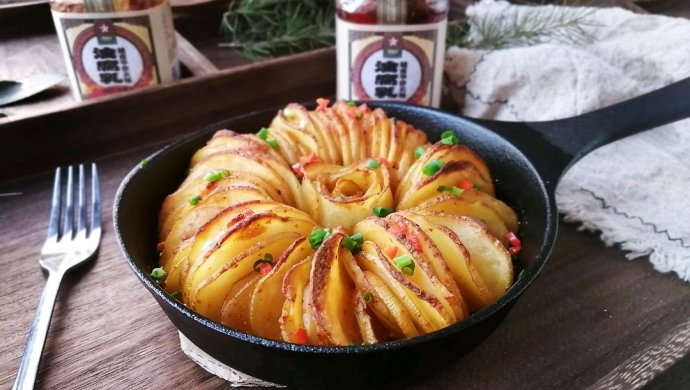 腐乳烤土豆，一样调料就能做，简单美味