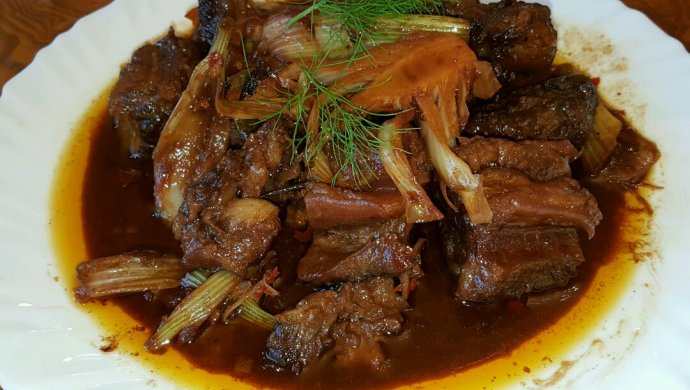 焖牛腩（港式）