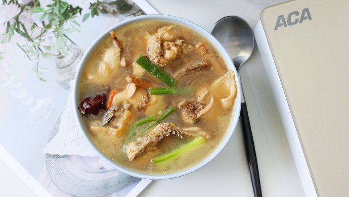 参枣当归炖鸡汤
