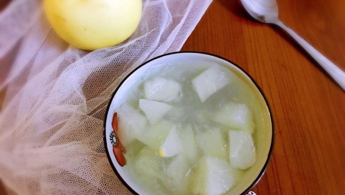雪梨炖燕窝