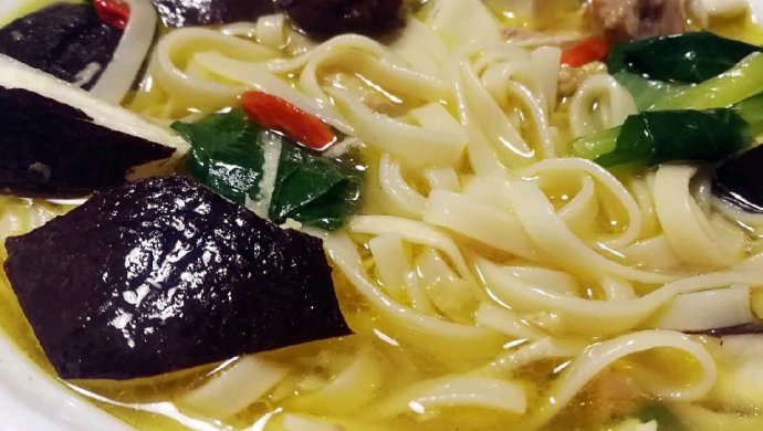 椰子鸡汤面