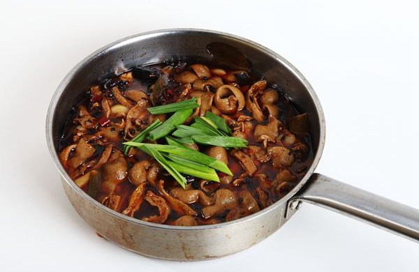 菜男百香肥肠煲