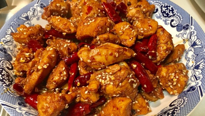 辣子鸡丁炒豆瓣酱