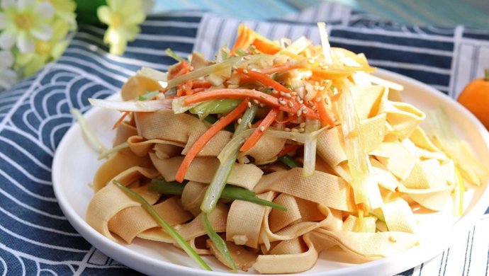 葱油豆腐皮
