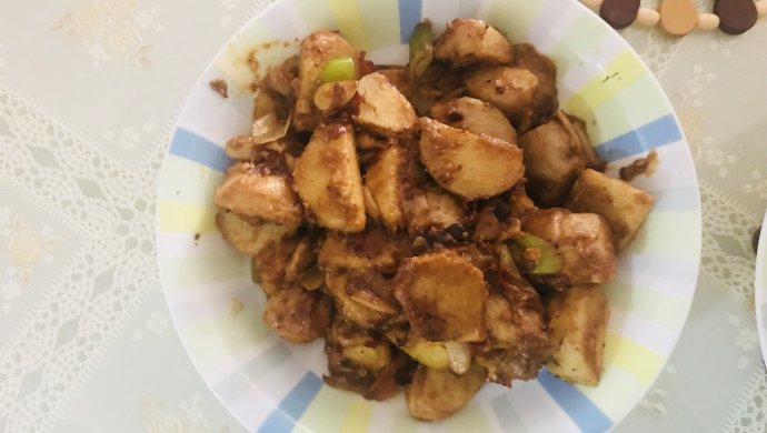 豆瓣酱炒芋头