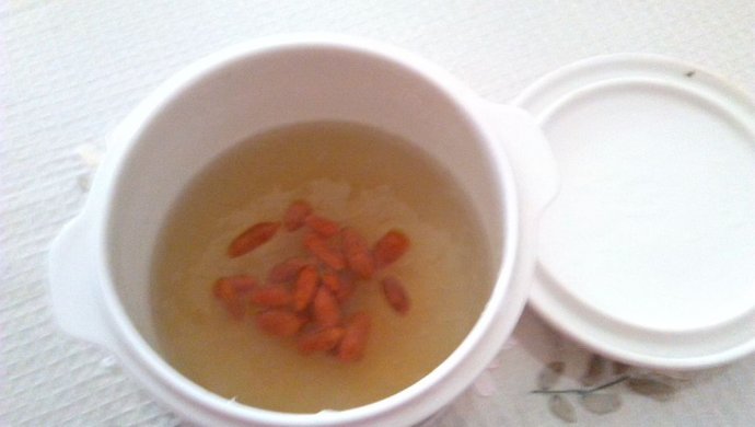 枸杞冰糖燕窝