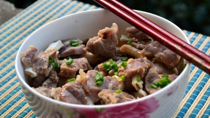 腌肉蒸凤爪